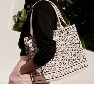 Victoria's secret leopard tote, Brande new